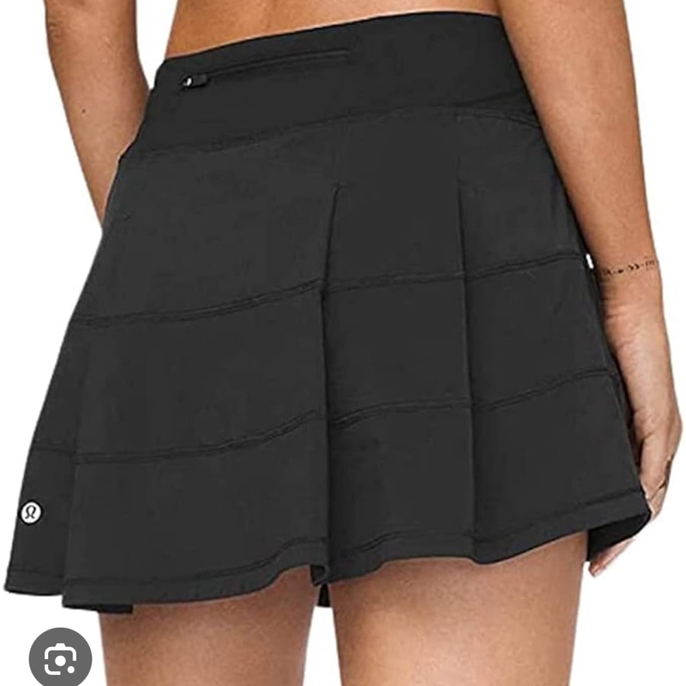 Lululemon Black Skirt ( pace rival skirt) Size 2